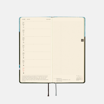 Hobonichi Hiroko Kubota: Meteor Shower in the Light Blue Forest Weeks (English)