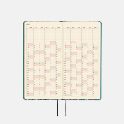 Hobonichi Weeks - Kitagishi: White Cat Wallpaper (English)